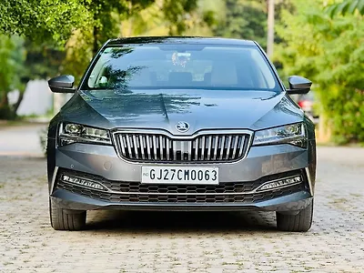 2022 Skoda Superb L&K AT 1