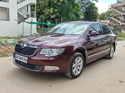 2012 Skoda Superb Elegance 1.8 TSI MT