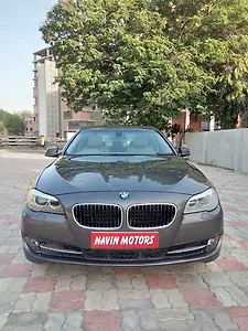 2011 BMW 5-Series 520d Sedan 1 2011 BMW 5-Series 520d Sedan 1