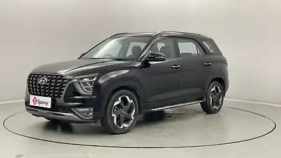 2023 Hyundai Alcazar Signature (O) 6 STR 1.5 Diesel AT 1