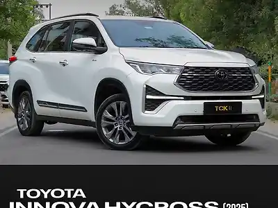 2025 टोयोटा इनोवा हायक्रॉस ZX (O) Hybrid (Electric + Petrol) Automatic (e-CVT) 7 STR 1