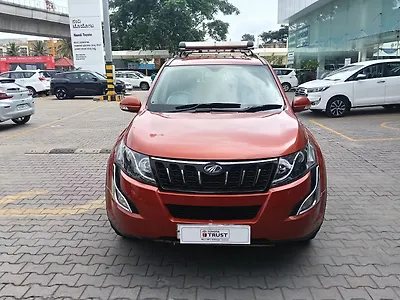 2017 Mahindra XUV500 W6