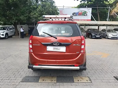 2017 Mahindra XUV500 W6