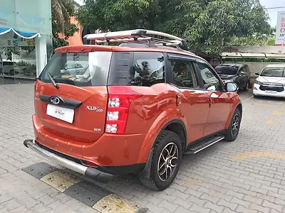 2017 Mahindra XUV500 W6