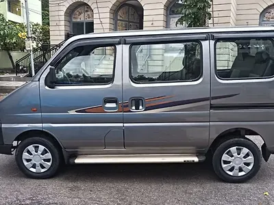 2017 Maruti Suzuki Eeco 5 STR