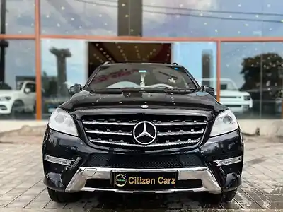 2012 मर्सिडीज़ बेंज़ एम-क्लास ml 350 सीडीआई 1