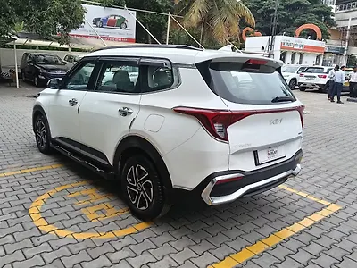 2022 Kia Carens Luxury Plus 1.4 Petrol DCT 6 STR