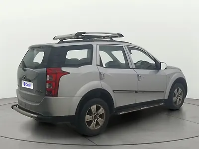 2013 Mahindra XUV500 W8