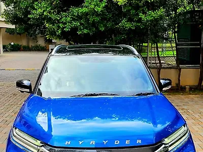 2022 Toyota Urban Cruiser Hyryder V Hybrid [2022-2023] 1