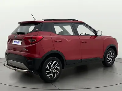 2022 Mahindra XUV300 W8 (O) 1.2 Petrol AMT