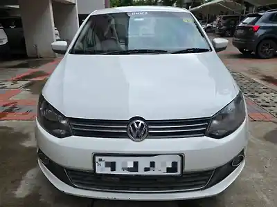 2013 फ़ॉक्सवैगन वेंटो हाईलाइन डीज़ल 1