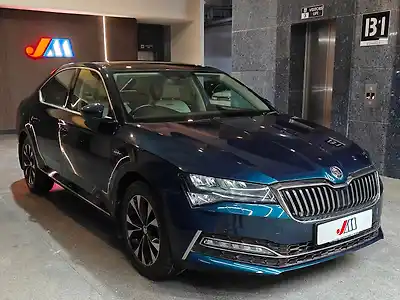 2020 स्कोडा सुपर्ब एल&के टीएसआई एटी 1 2020 स्कोडा सुपर्ब एल&के टीएसआई एटी 1