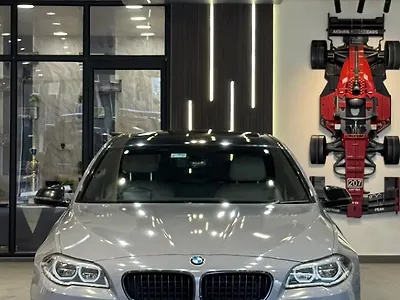 2017 BMW 5-Series 530d M Sport [2017-2019] 1