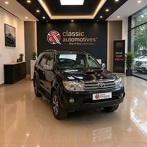 2010 Toyota Fortuner 3.0 MT 1 2010 Toyota Fortuner 3.0 MT 1