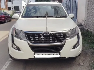 2019 Mahindra XUV500 W11 [2018-2020] 1