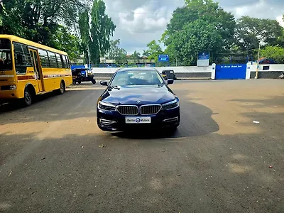 2019 BMW 5-Series 520d Luxury Line 1