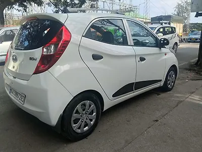 2017 Hyundai Eon Magna +