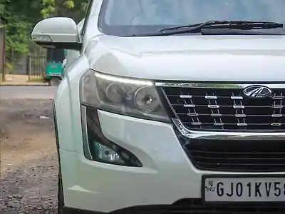 2019 महिंद्रा XUV500 w7 [2018-2020] 1