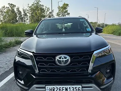 2021 Toyota Fortuner 4x2 2WD Diesel 2.8L Turbo 6 Speed Manual 1 2021 Toyota Fortuner 4x2 2WD Diesel 2.8L Turbo 6 Speed Manual 1