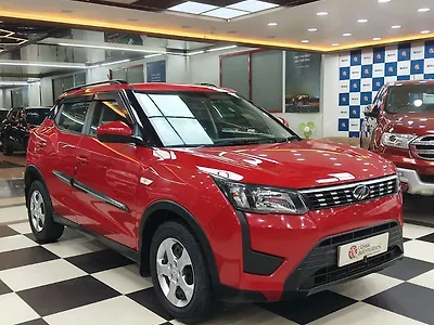 2022 Mahindra XUV300 W6 1.2 Petrol AMT