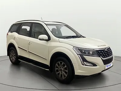 2021 Mahindra XUV500 W9 AT 1
