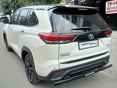 2025 Toyota Innova Hycross ZX (O) Hybrid (Electric + Petrol) Automatic (e-CVT) 7 STR