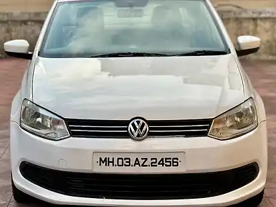 2011 फ़ॉक्सवैगन वेंटो ट्रेडलाइन पेट्रोल 1