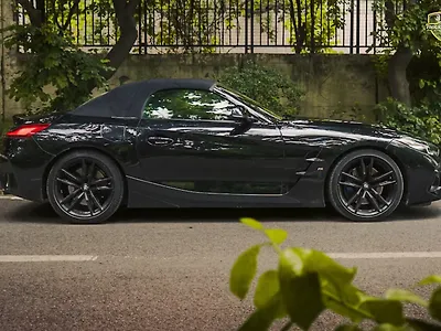 2025 BMW Z4 M 40i