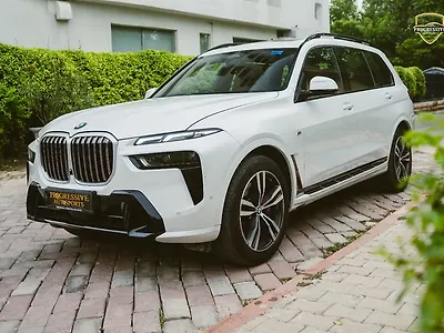 2025 BMW X7 xDrive40i M Sport