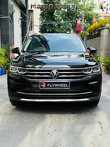 2024 Volkswagen Tiguan Elegance 2.0 TSI DSG 1 2024 Volkswagen Tiguan Elegance 2.0 TSI DSG 1