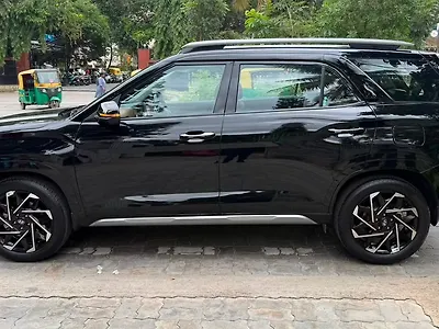 2025 Hyundai Alcazar Signature Petrol 1.5L Turbo Automatic (DCT) 6 STR