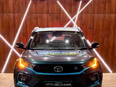 2022 Tata Nexon EV XZ Plus LUX Dark Edition 1