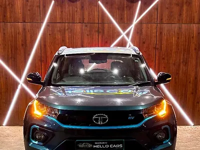 2022 Tata Nexon EV XZ Plus LUX Dark Edition 1
