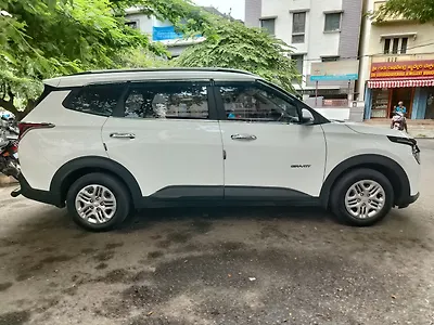 2024 Kia Carens Gravity 1.5 Petrol MT