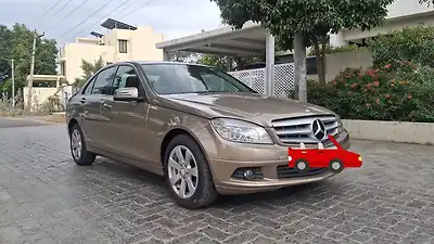 2011 Mercedes-Benz C-Class 220 CDI Sport 1