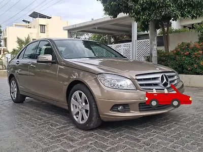 2011 Mercedes-Benz C-Class 220 CDI Sport 1