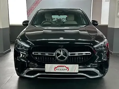 2025 Mercedes-Benz GLA 220d 4MATIC 1
