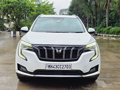 2022 Mahindra XUV700 AX 7 Diesel AT AWD Luxury Pack 7 STR [2021] 1