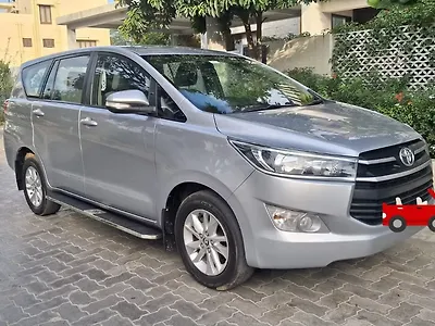 2016 Toyota Innova Crysta 2.4 G 7 STR [2016-2017] 1