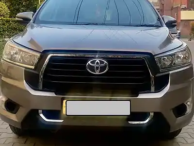 2017 टोयोटा इनोवा क्रिस्टा 2.4 gx 7 सीटर [2016-2020] 1