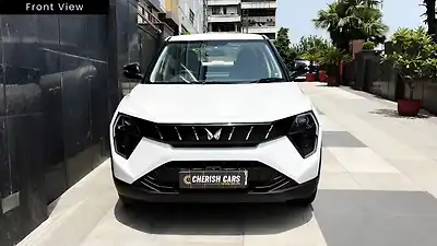 2024 Mahindra XUV 3XO MX1 Petrol 1.2L Turbo Manual 1