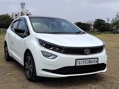 2023 Tata Altroz XZ Plus (S) Diesel 1