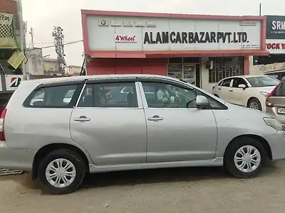 2015 Toyota Innova 2.5 GX BS IV 7 STR 1
