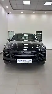 2023 Porsche Cayenne Base 1