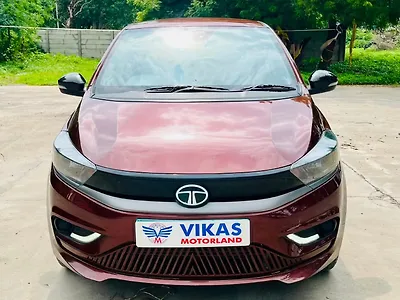 2025 Tata Tiago EV XZ Plus Tech 24.0 kWh 1