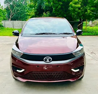 2026 Tata Tiago EV XZ Plus Tech 24.0 kWh 1 2026 Tata Tiago EV XZ Plus Tech 24.0 kWh 1