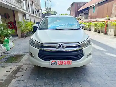 2018 टोयोटा इनोवा क्रिस्टा 2.4 V डीज़ल 1 2018 टोयोटा इनोवा क्रिस्टा 2.4 V डीज़ल 1