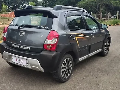 2014 Toyota Etios Cross 1.2 G