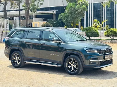 2022 Jeep Meridian Limited 4X2 AT