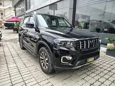 2025 महिंद्रा स्कॉर्पियो N Z8 L 2WD Diesel 2.2L Turbo Automatic 7 STR 1